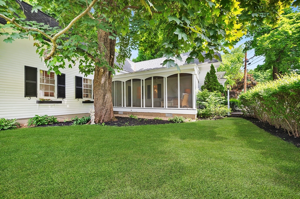 4 N Atkinson St