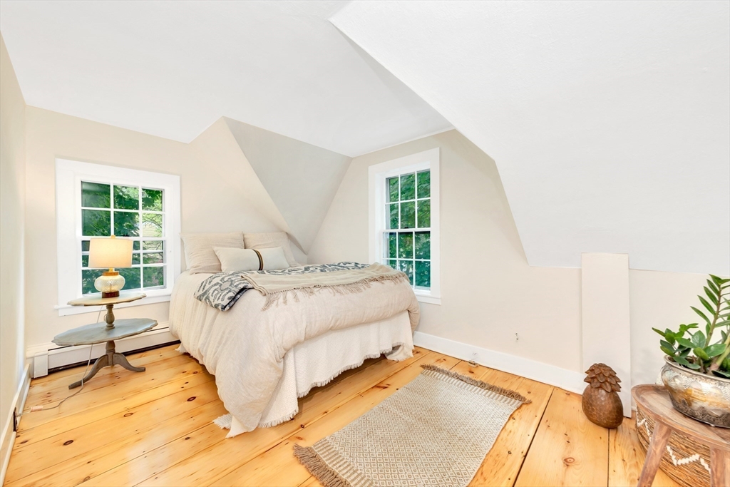 4 N Atkinson St