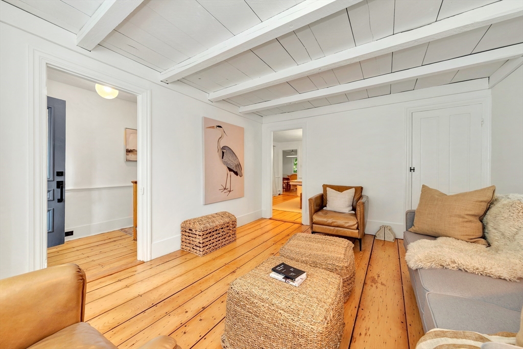 4 N Atkinson St