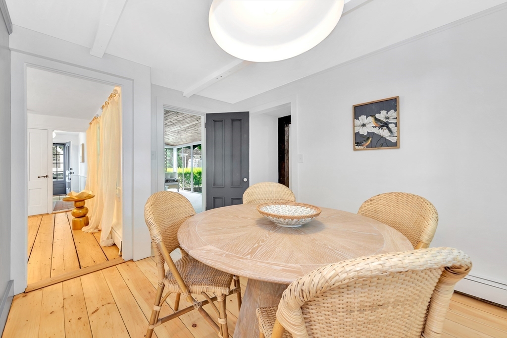 4 N Atkinson St