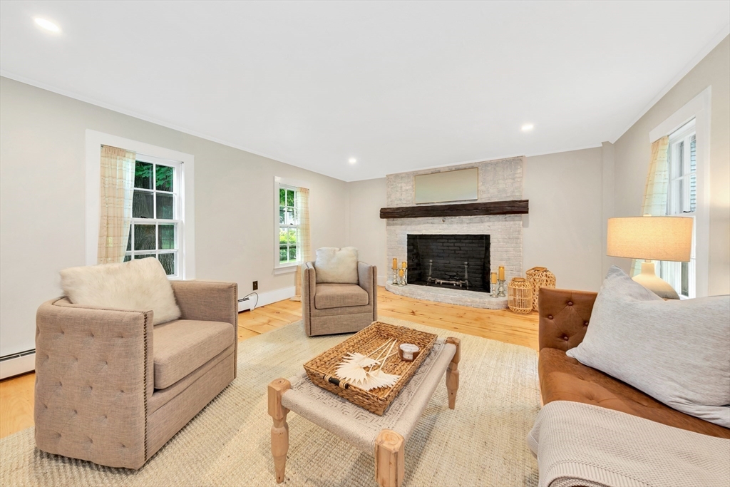 4 N Atkinson St