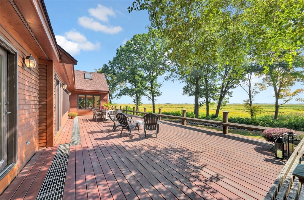 16 Seaview Ln