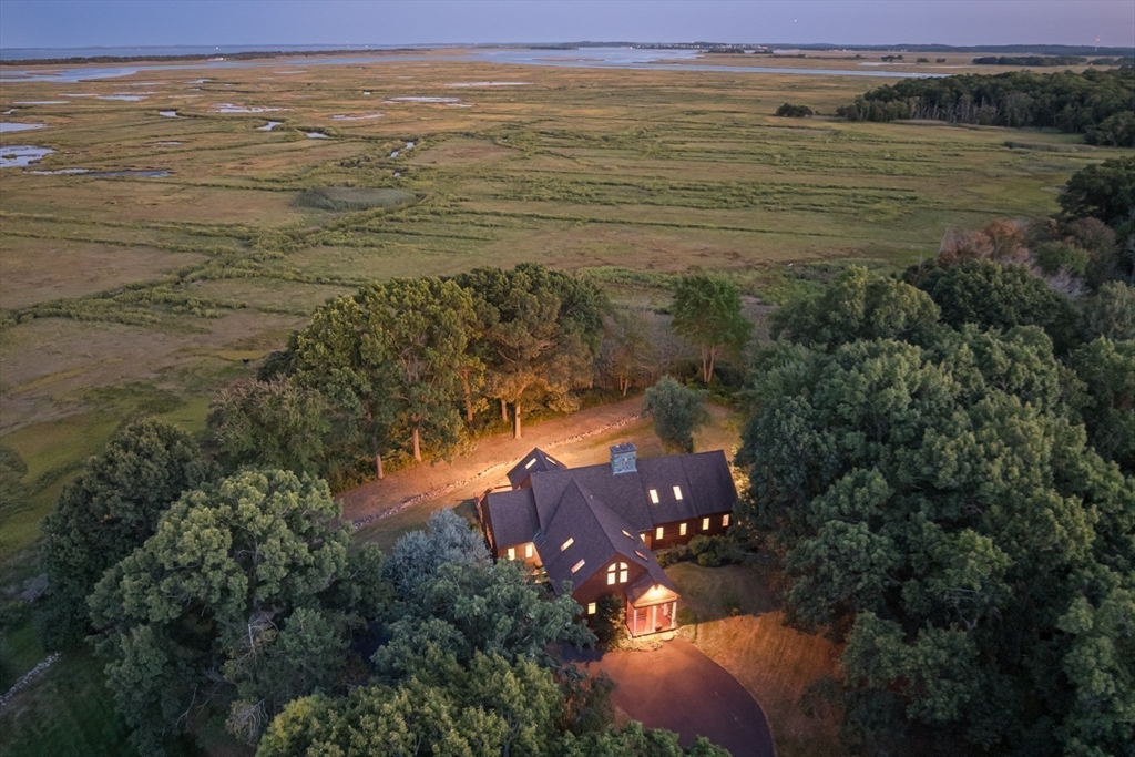 16 Seaview Ln