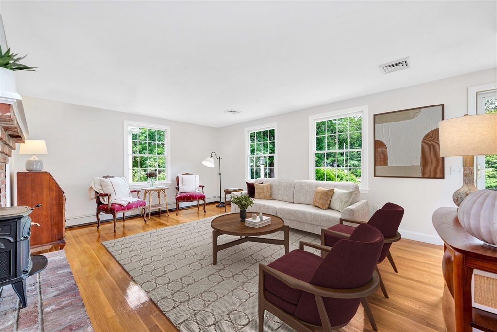 14 Harriman Rd