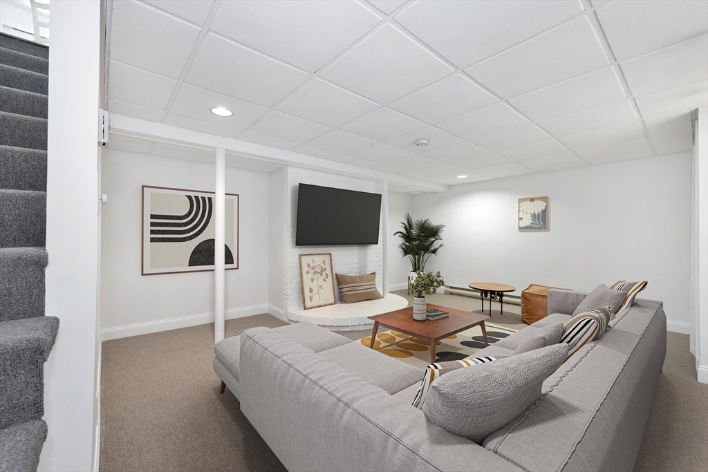14 Harriman Rd