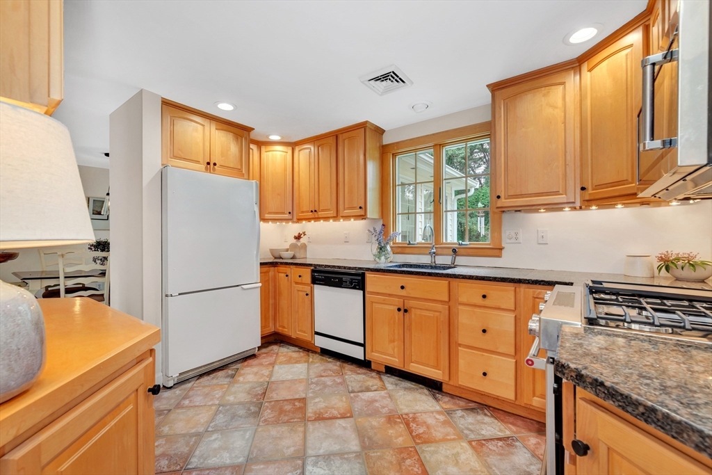 14 Harriman Rd
