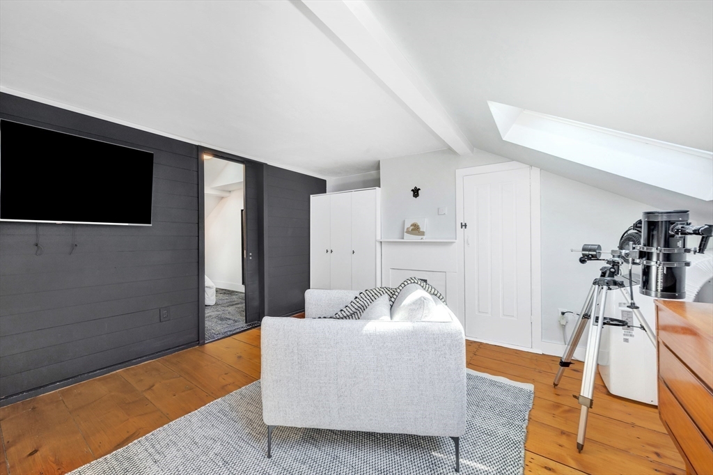 14 Spring St