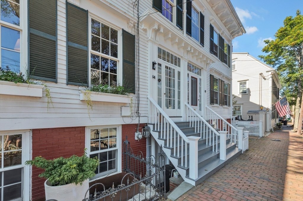 14 Spring St