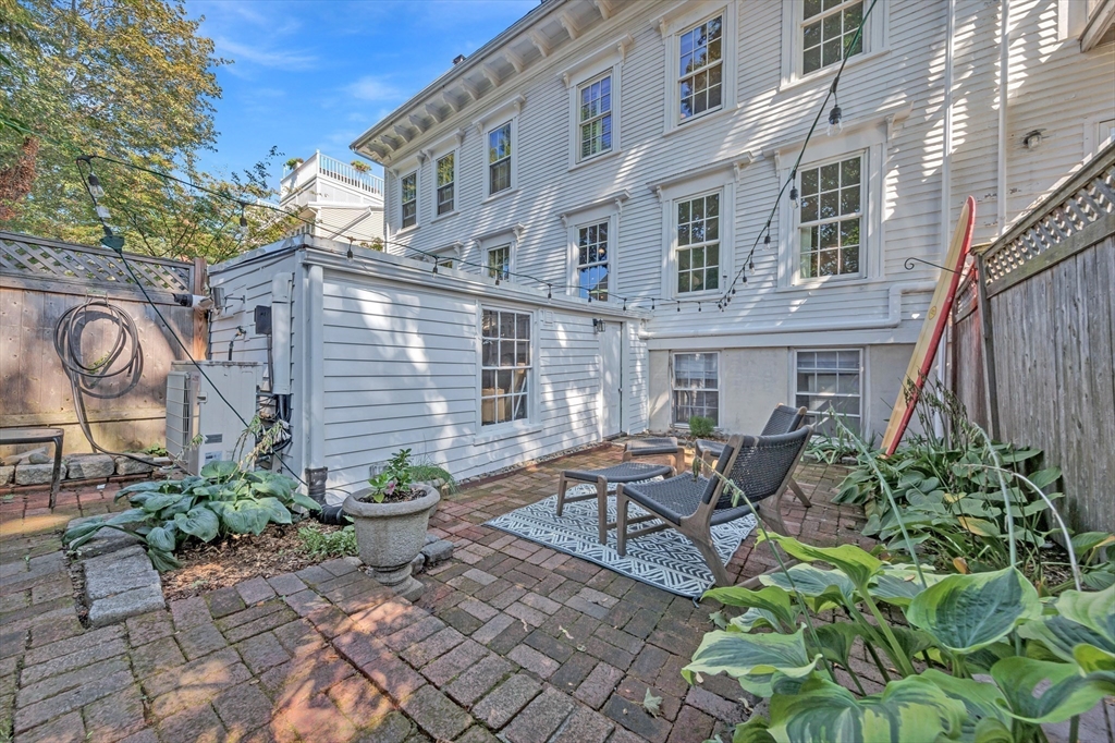 14 Spring St