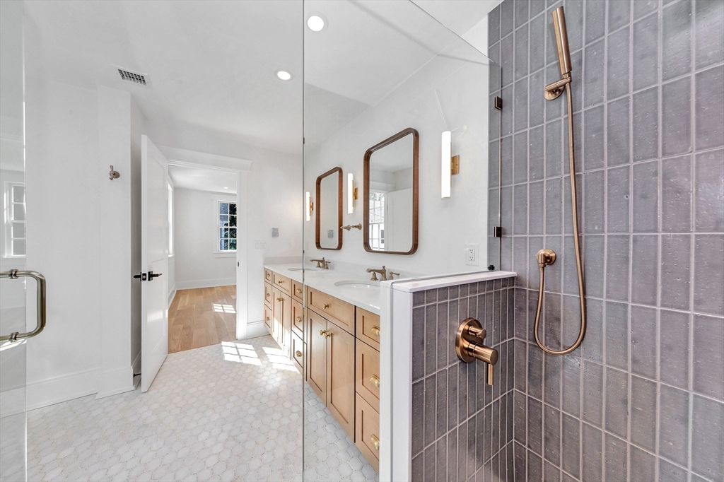 11 Orange St # 1
