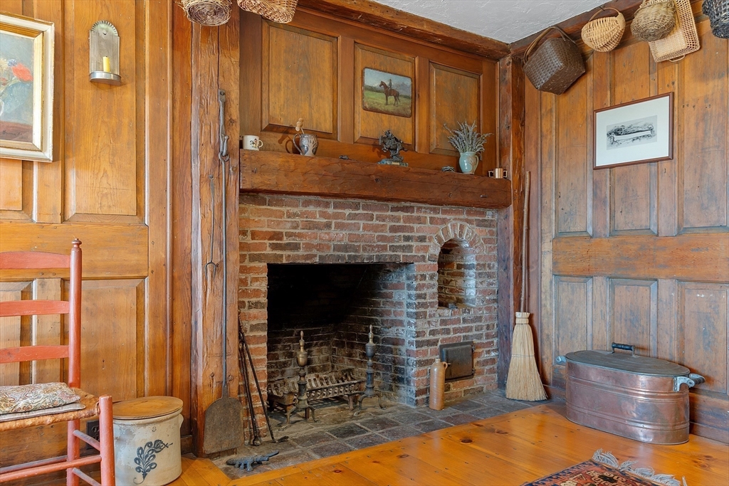 46 Locust St