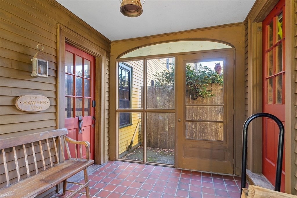 46 Locust St