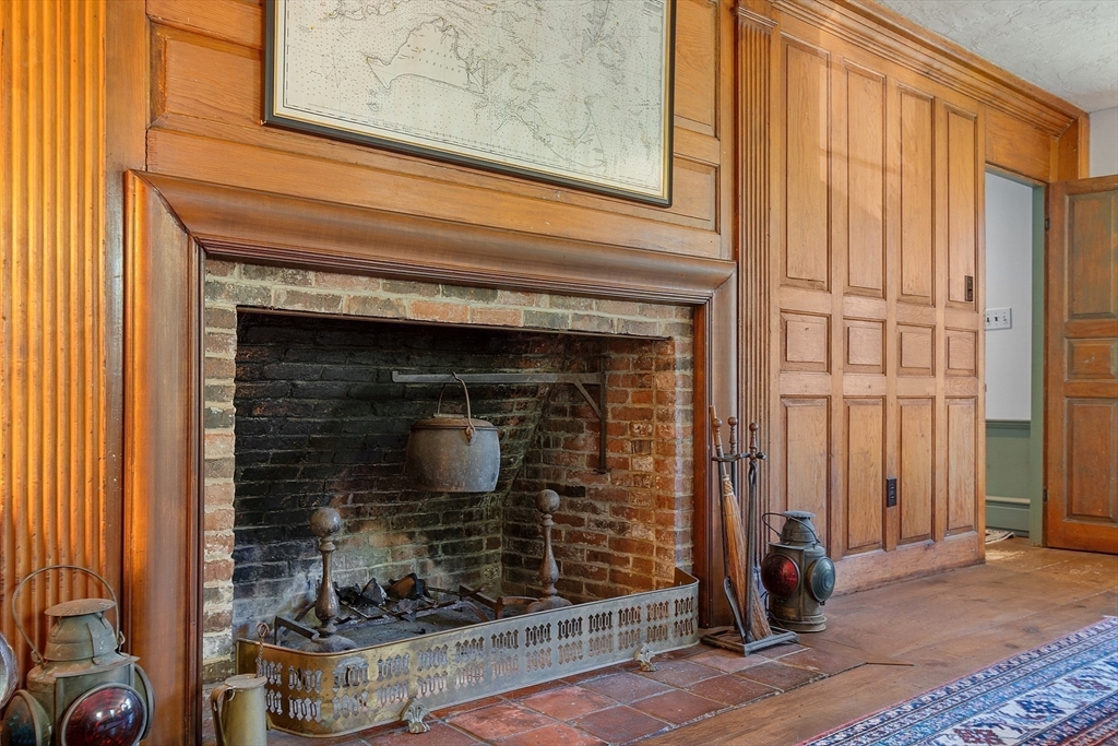 46 Locust St
