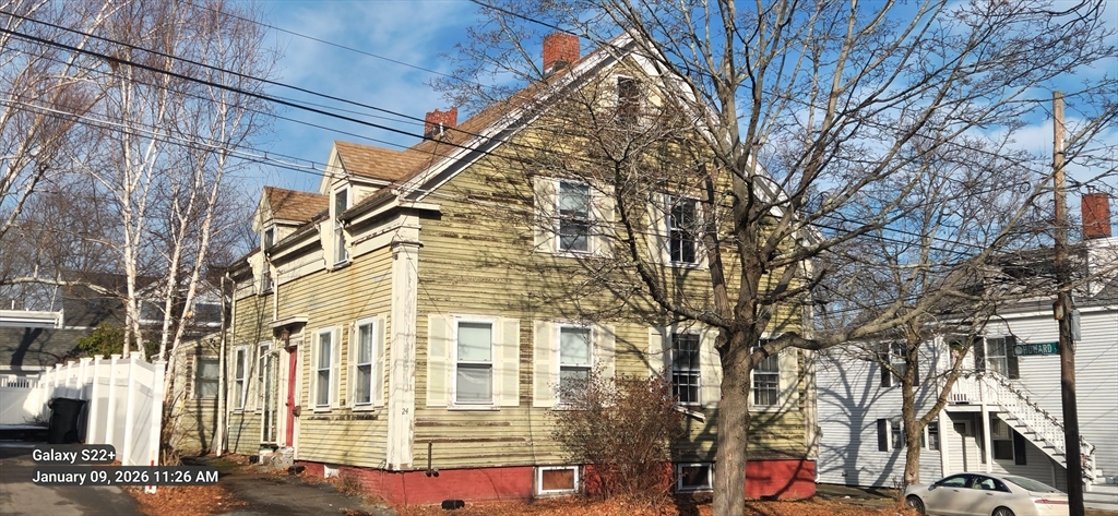 24 Woodland St