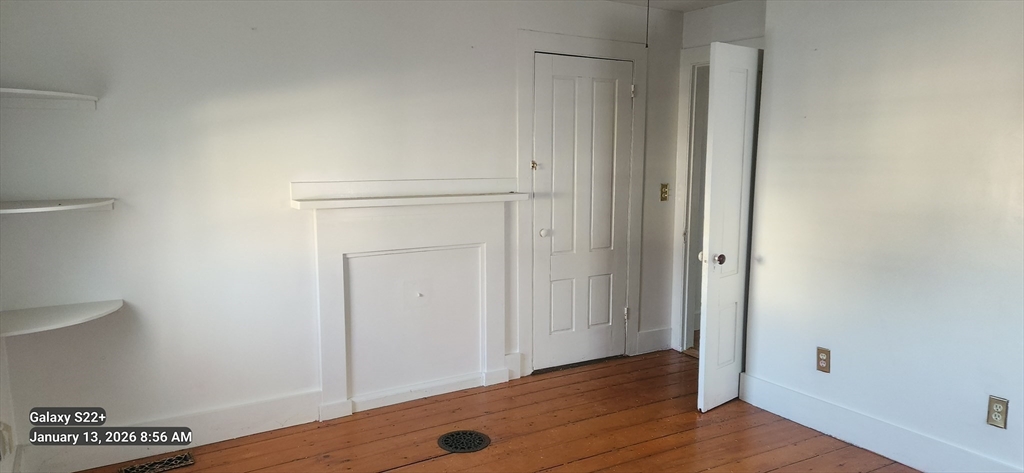 24 Woodland St