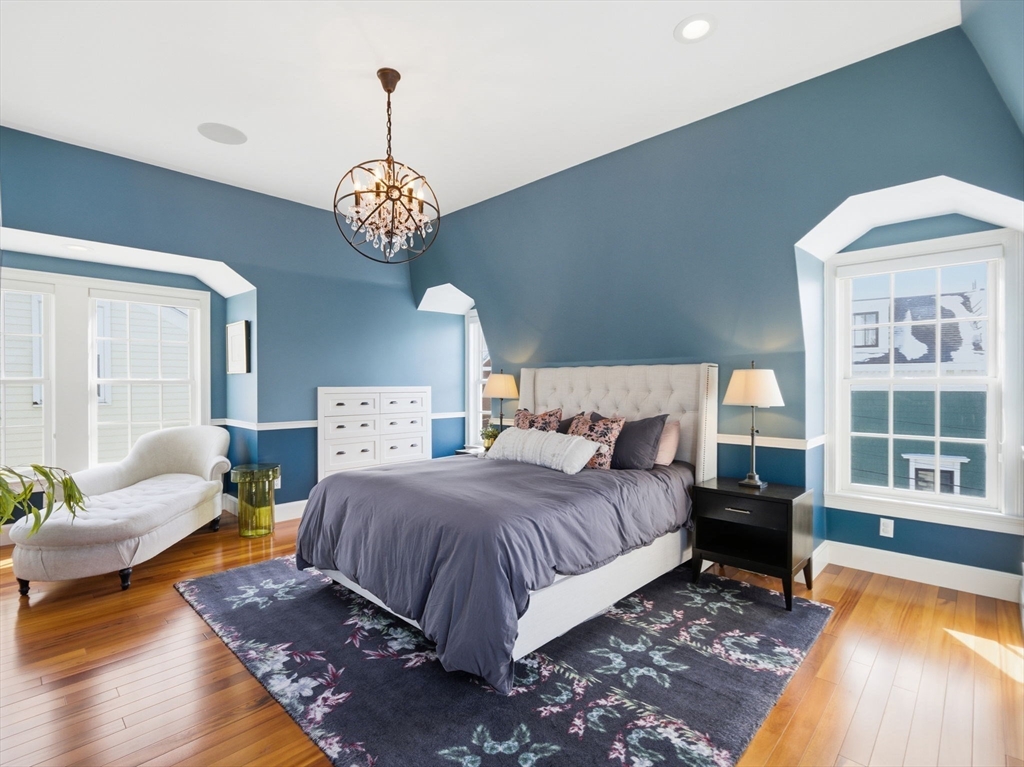 102 Pleasant St # 102