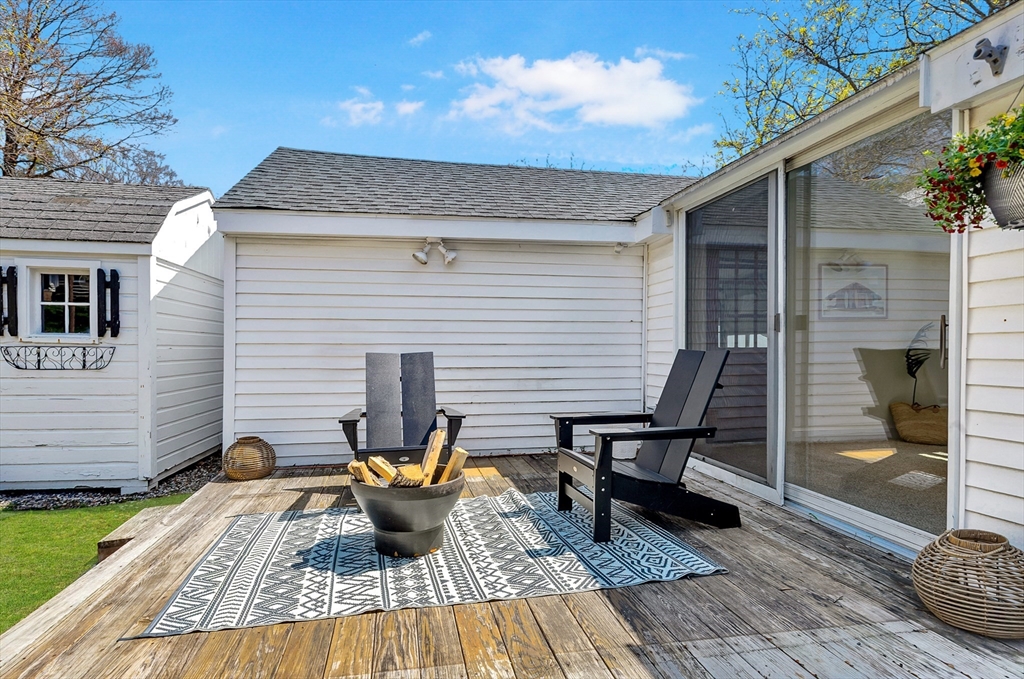 204 Low St