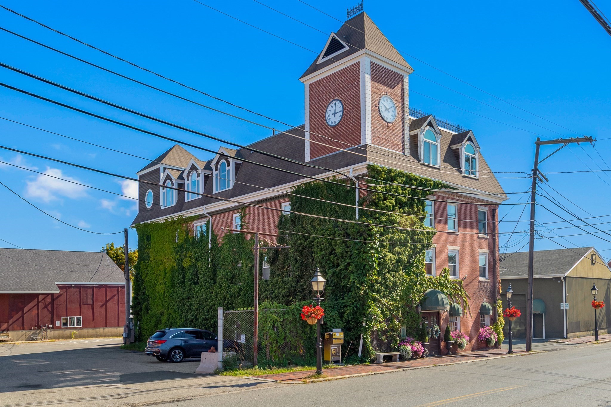45 Water St