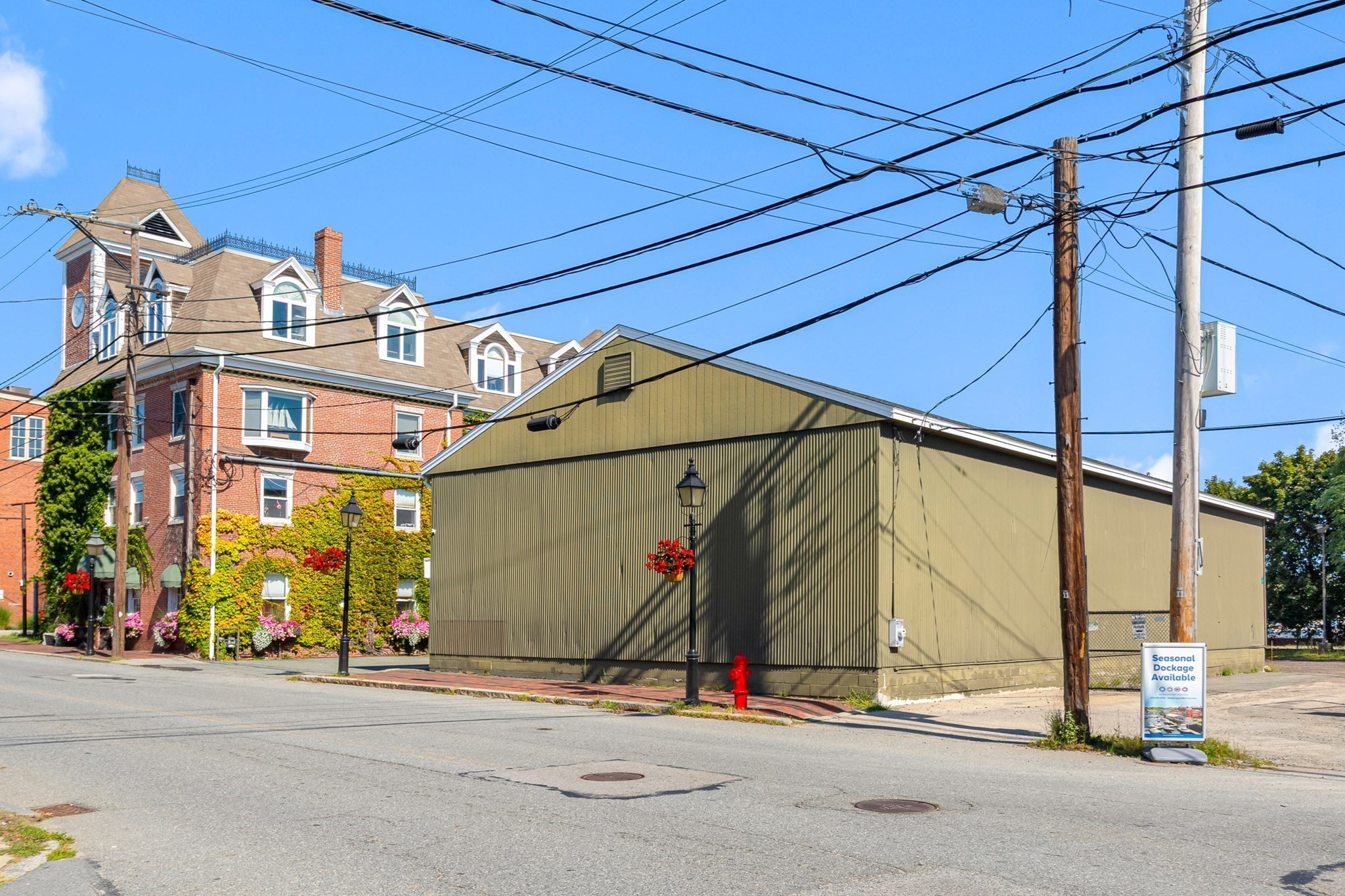 47 Water St