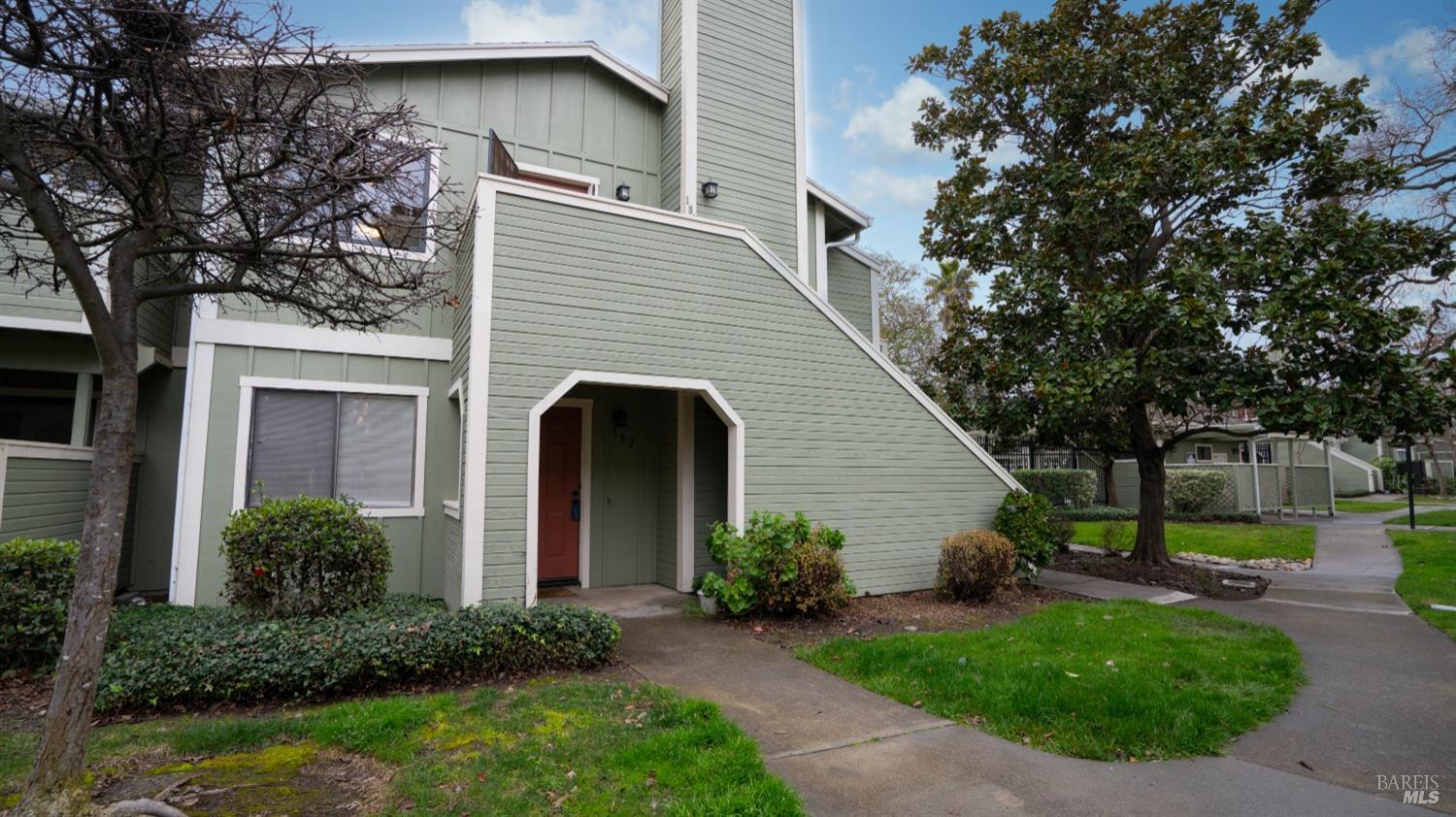 182 W Agua Caliente Rd