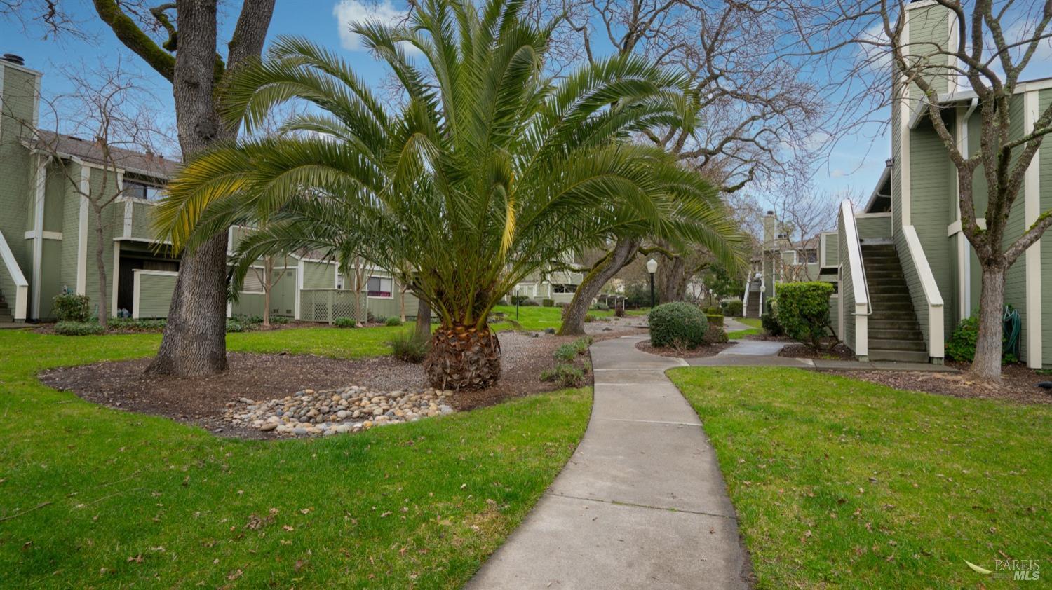 182 W Agua Caliente Rd