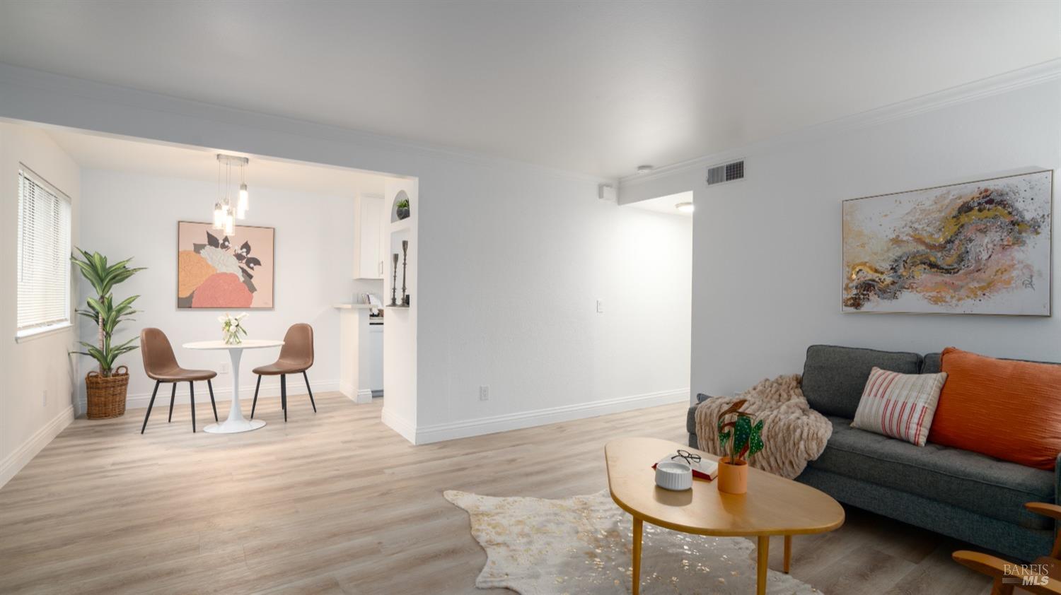 182 W Agua Caliente Rd