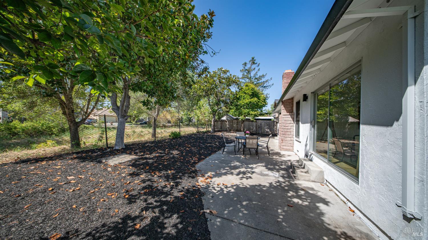 261 Redwood Circle