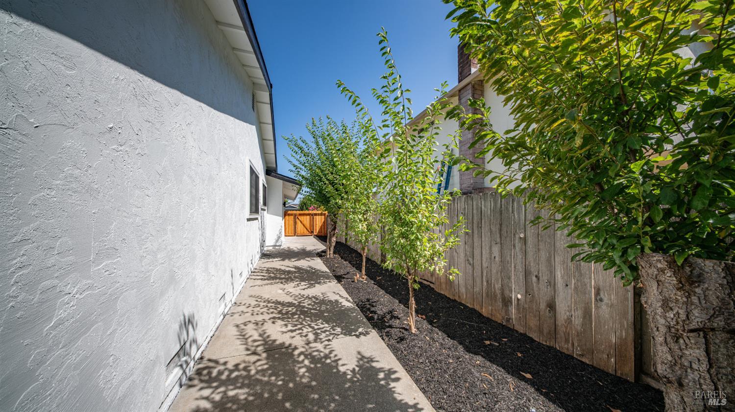 261 Redwood Circle