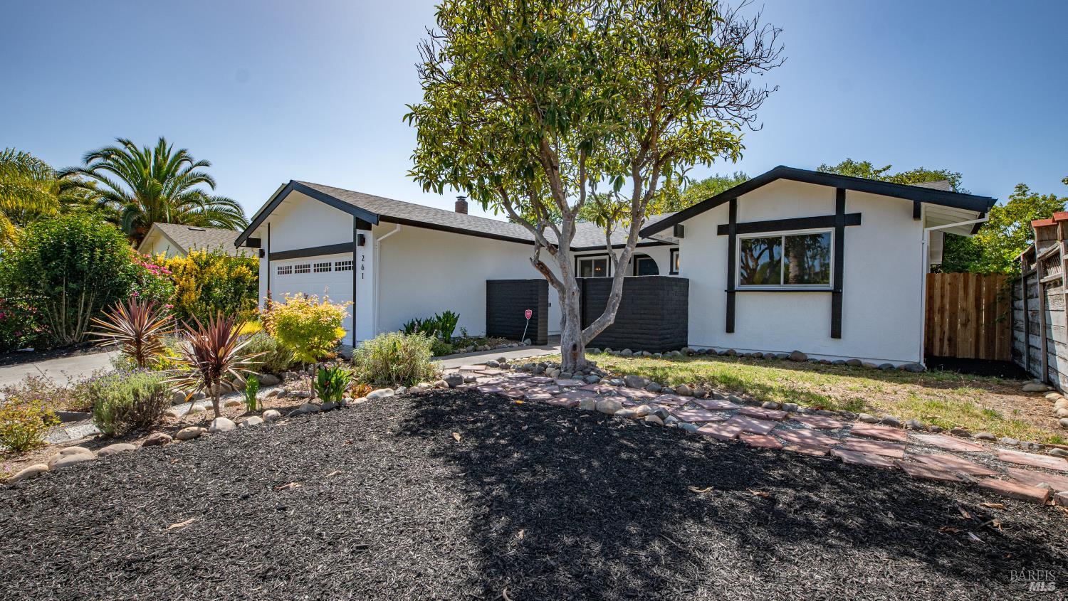 261 Redwood Circle