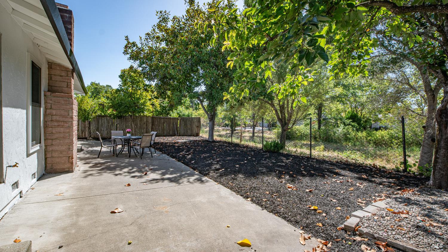 261 Redwood Circle