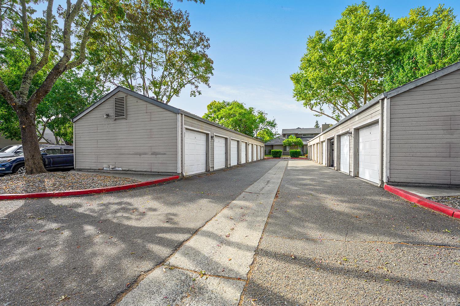 425 Mission Boulevard