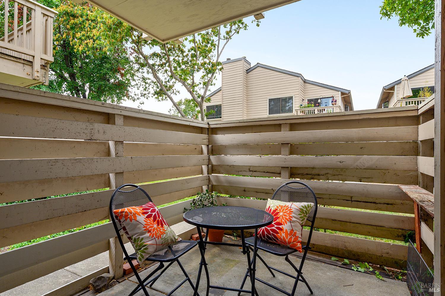 425 Mission Boulevard