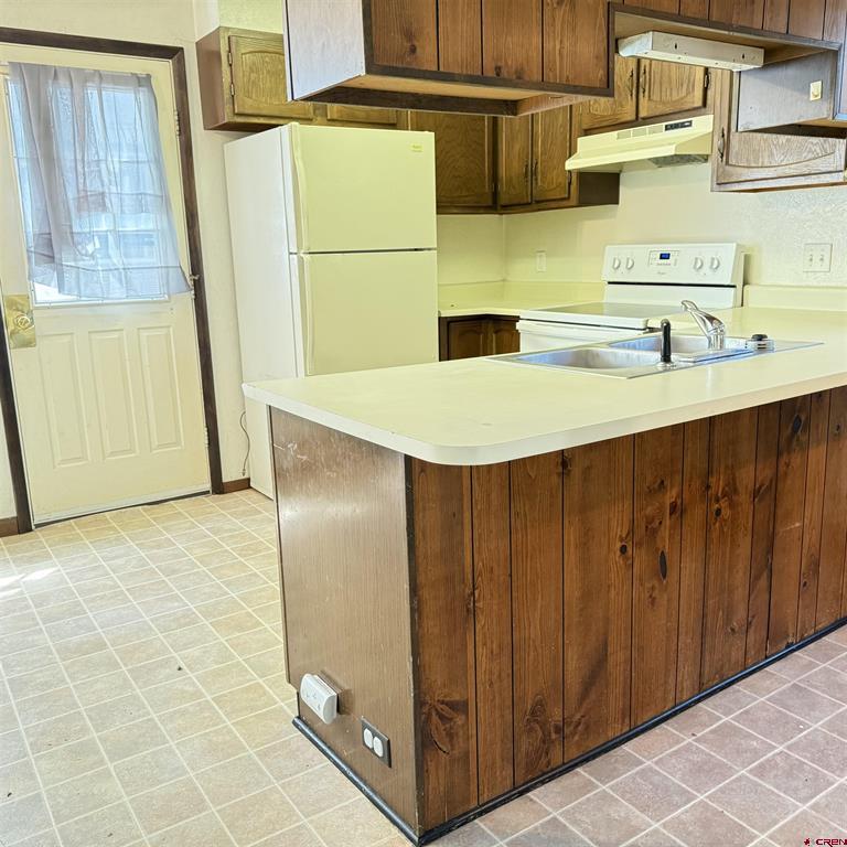 1021 W Denver Avenue Unit: 4