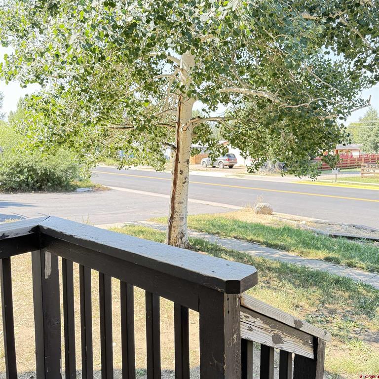 1021 W Denver Avenue Unit: 4