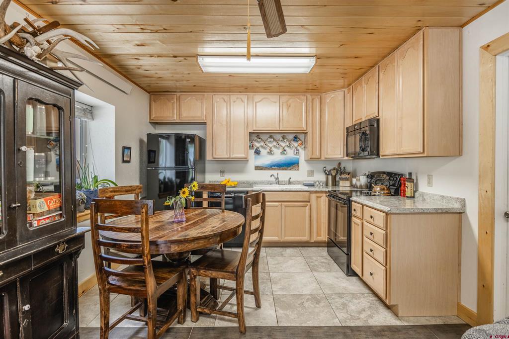 1314 W Tomichi Avenue Unit: 19