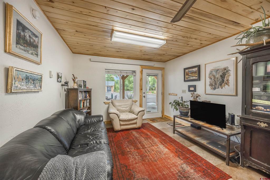 1314 W Tomichi Avenue Unit: 19