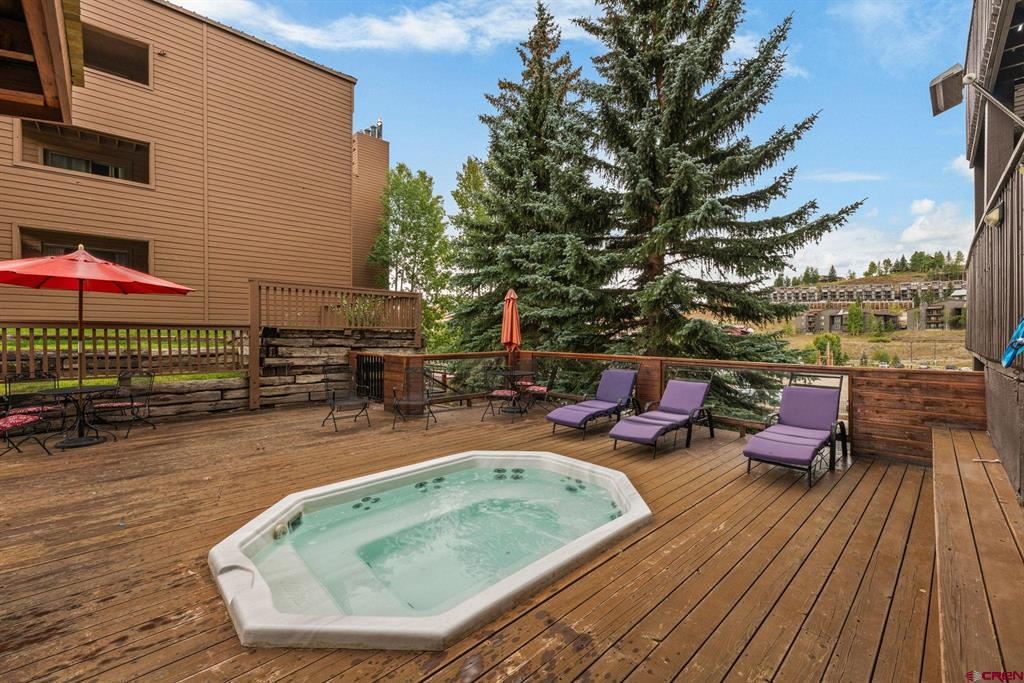 25 Emmons Road Unit: 22