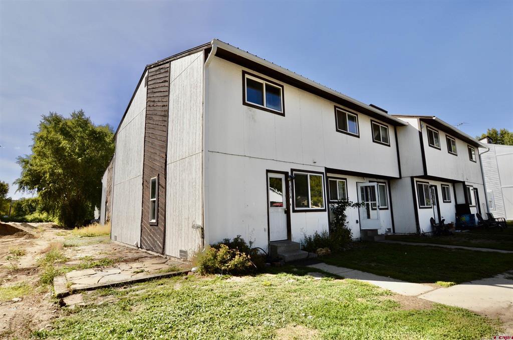 1005 W Denver Avenue Unit: G-4