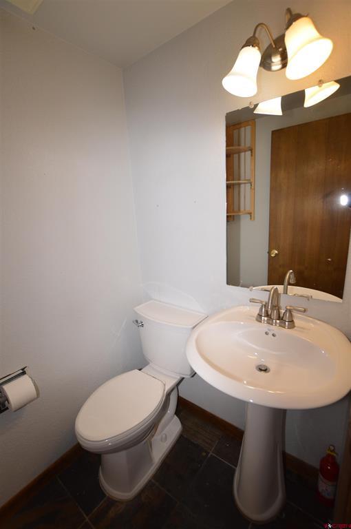 1005 W Denver Avenue Unit: G-4