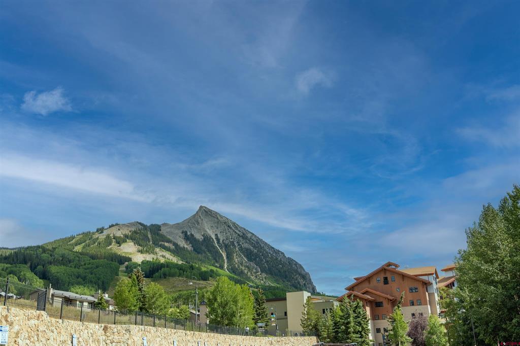 6 Emmons Road Unit: 553