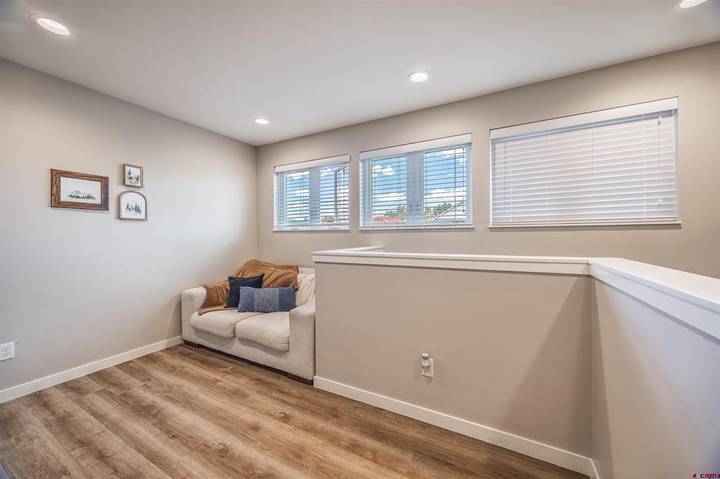 305 Van Tuyl Circle Unit: A