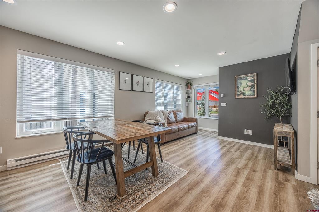 305 Van Tuyl Circle Unit: A