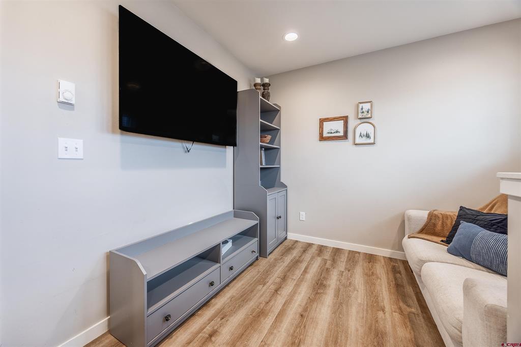 305 Van Tuyl Circle Unit: A