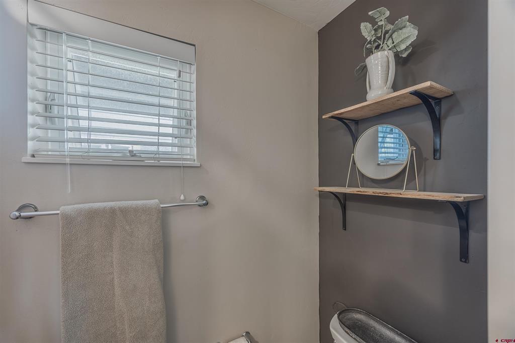 305 Van Tuyl Circle Unit: A