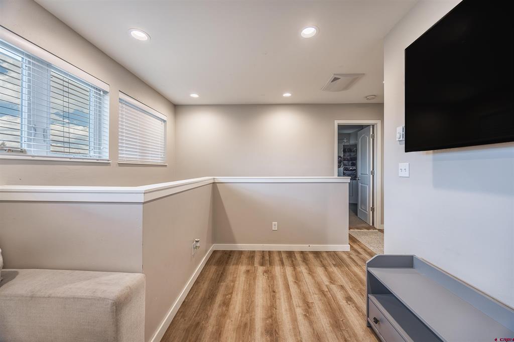 305 Van Tuyl Circle Unit: A