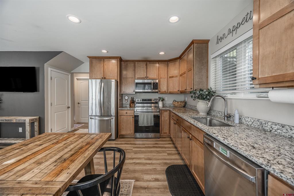 305 Van Tuyl Circle Unit: A