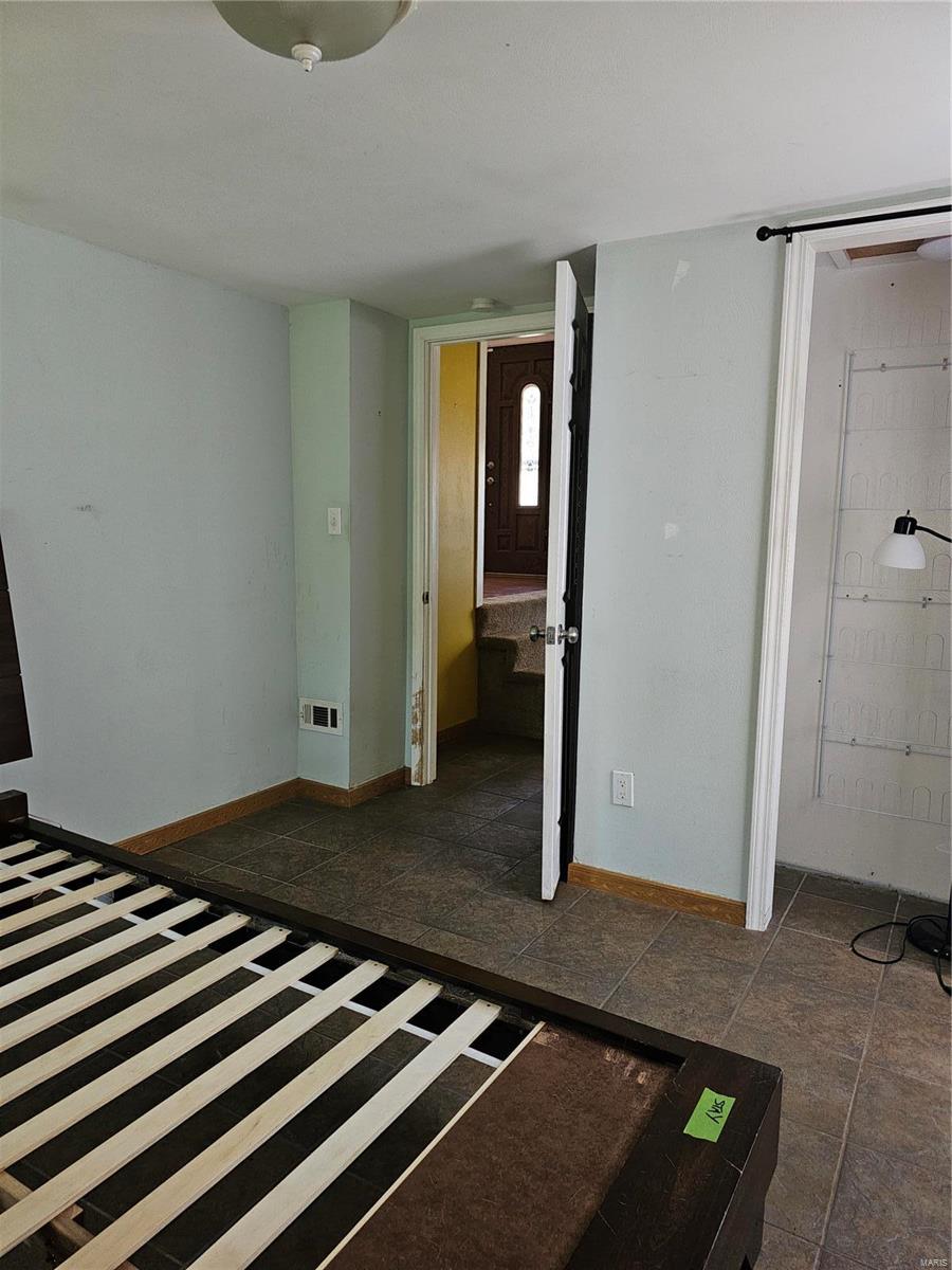 401 Corona Court