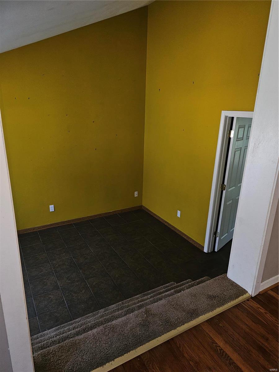 401 Corona Court