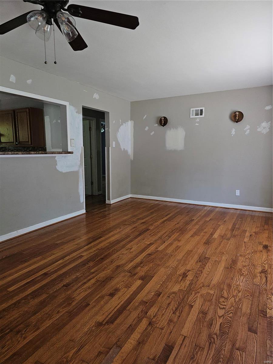 401 Corona Court