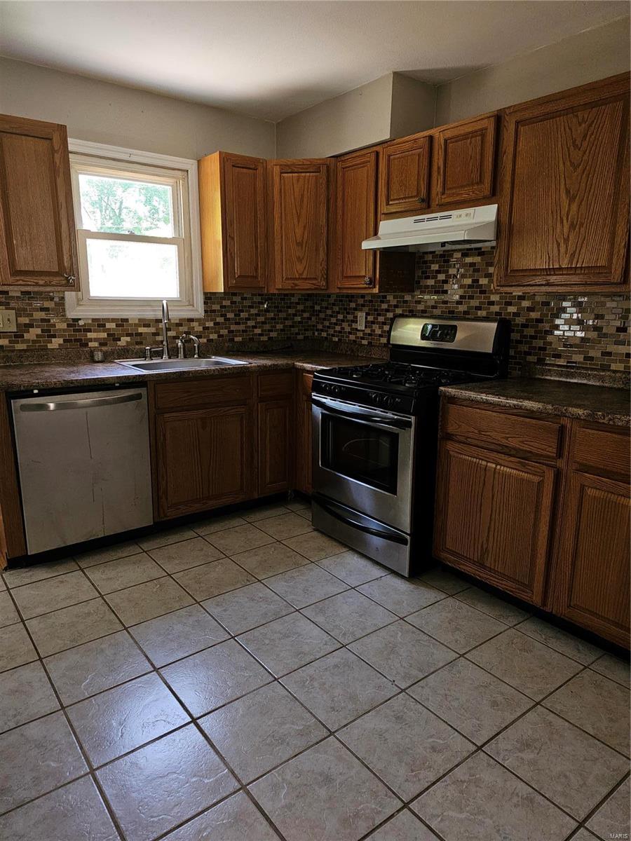 401 Corona Court